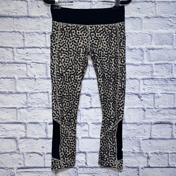 Lululemon Pace Rival Crop *Full-On Luxtreme
Ace Spot Grain Black / Black - Picture 1 of 11